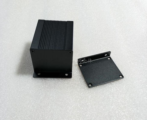 50X40x60mm Sandblasting Black Aluminum Case With L Plate