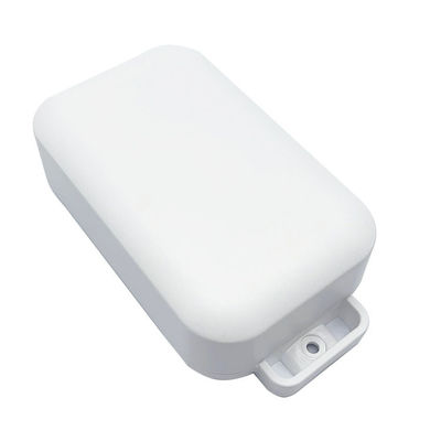 101*50*22mm ติดผนัง IP65 กล่องปลาสติกกันน้ํา พร้อมหูสําหรับการติดตามความปลอดภัย การจําหน่ายไฟฟ้าบนแท่งไฟฟ้า / ท่อไฟฟ้า